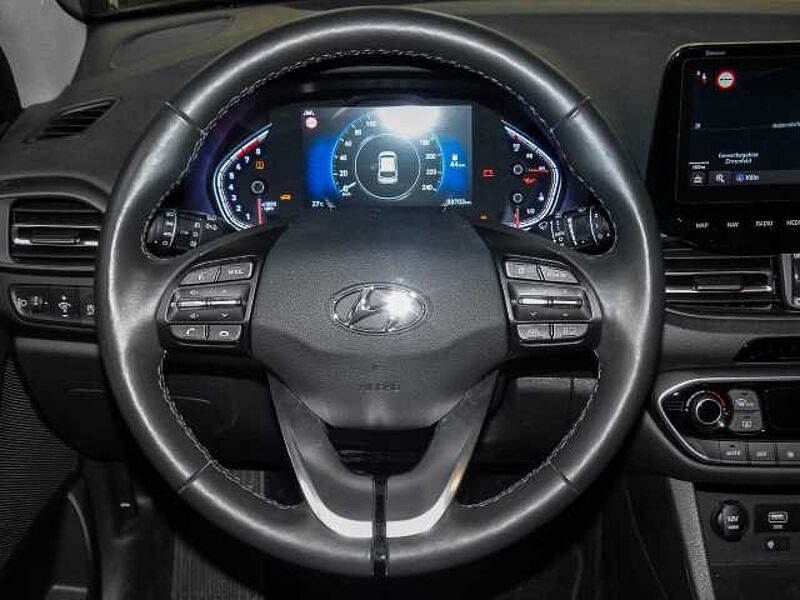 Hyundai i30 Edition 30+ Navi LED Apple CarPlay Android Auto Mehrzonenklima Musikstreaming