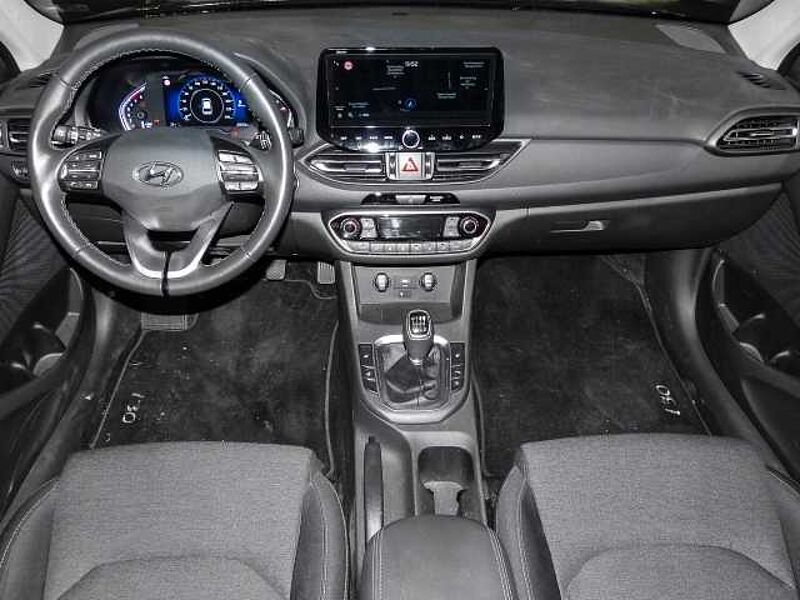 Hyundai i30 Edition 30+ Navi LED Apple CarPlay Android Auto Mehrzonenklima Musikstreaming