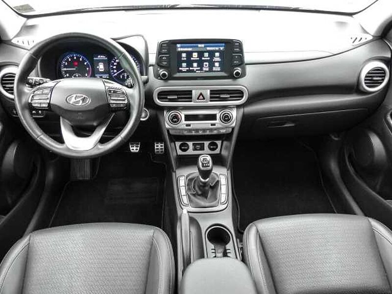 Hyundai KONA Premium 2WD 1.0 T-GDI HUD LED Klimaautom DAB SHZ LenkradHZG Keyless Spurhalteass