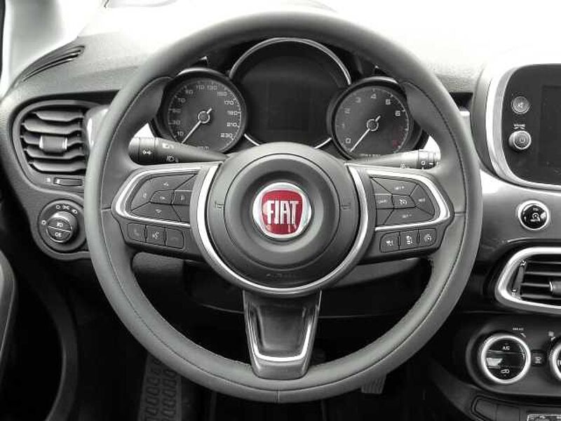 Fiat 500X City Cross Aut. Apple CarPlay Android Auto, Klimaaut. Mehrzonenklima Musikstream